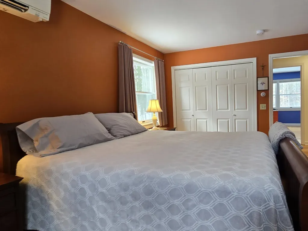 18 Jarvis Way Hartford VT 05059