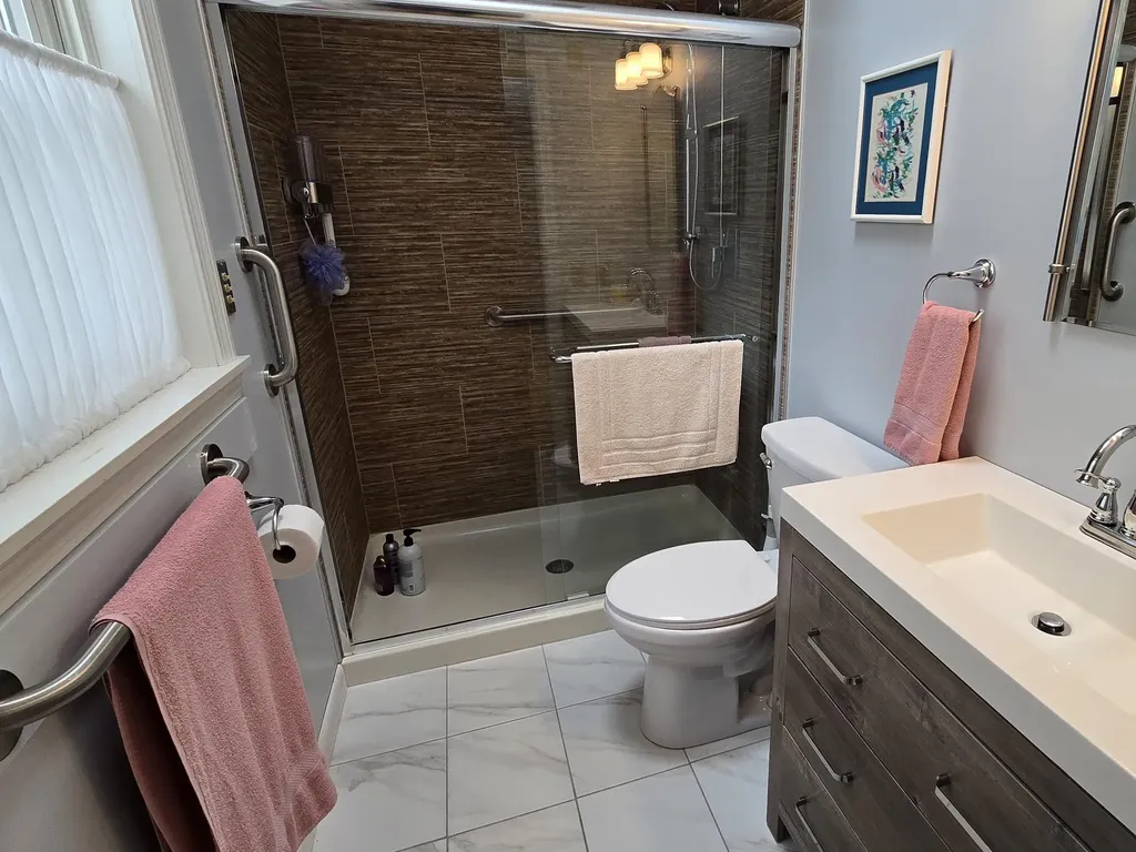 18 Jarvis Way Hartford VT 05059