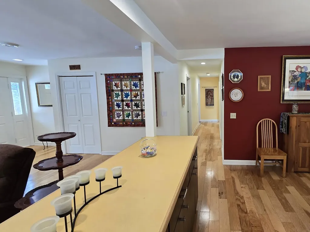 18 Jarvis Way Hartford VT 05059