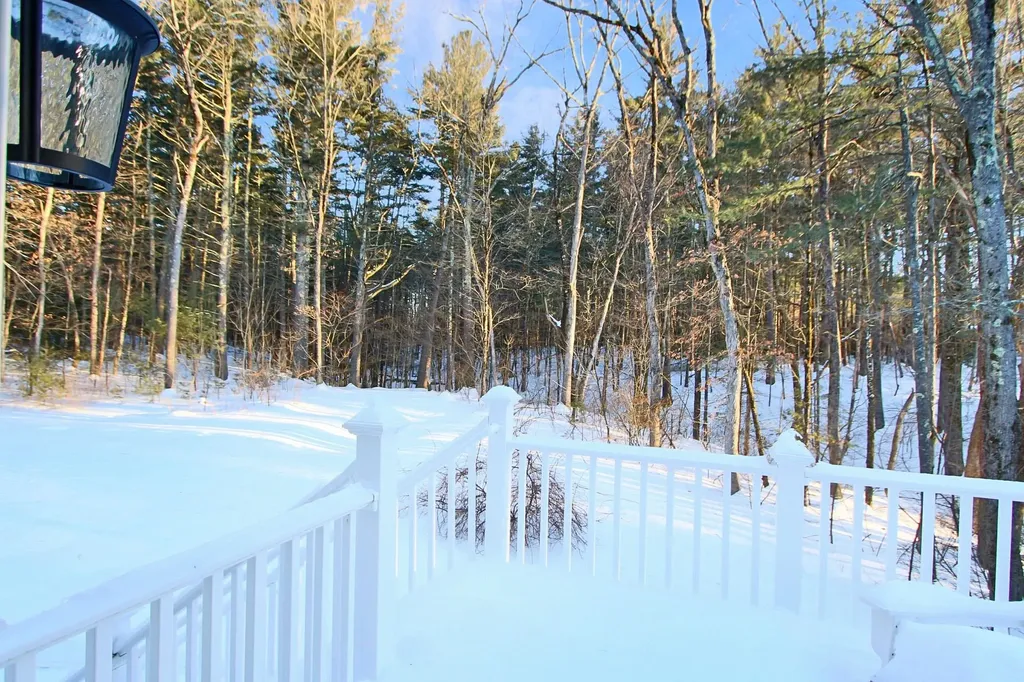 37 Saint Laurent Drive Hudson NH 03051