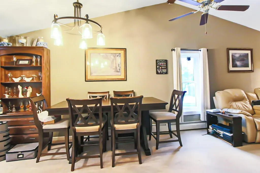 37 Saint Laurent Drive Hudson NH 03051