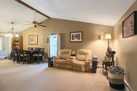 37 Saint Laurent Drive Hudson NH 03051