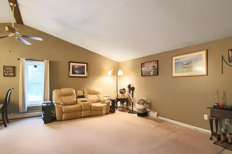 37 Saint Laurent Drive Hudson NH 03051