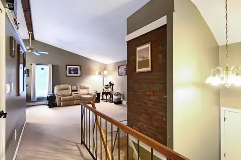 37 Saint Laurent Drive Hudson NH 03051