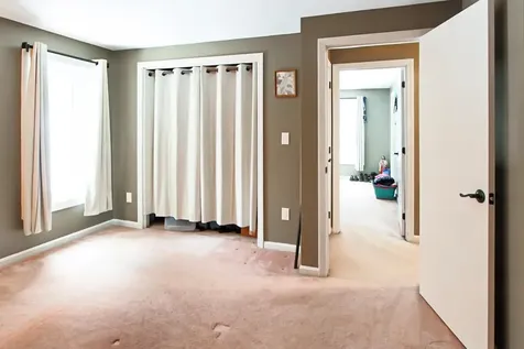 37 Saint Laurent Drive Hudson NH 03051