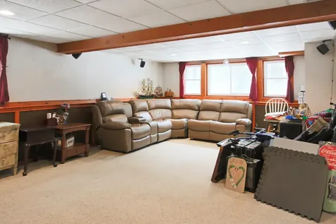 37 Saint Laurent Drive Hudson NH 03051