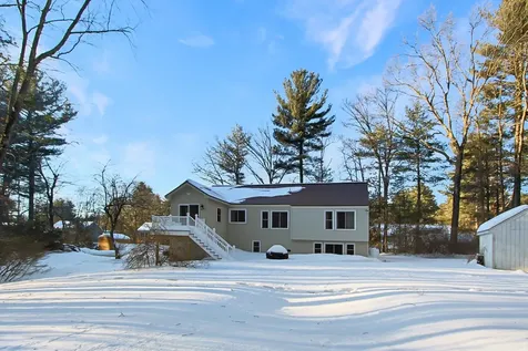 37 Saint Laurent Drive Hudson NH 03051