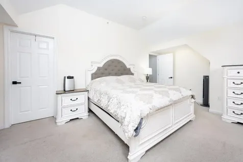 23 Hackett Hill Road Manchester NH 03102