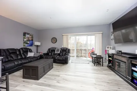 23 Hackett Hill Road Manchester NH 03102