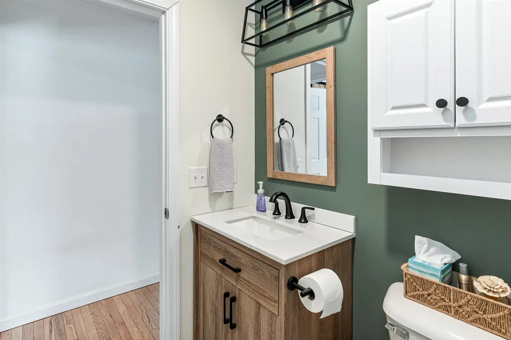 847 Nottingham Drive Georgia VT 05468