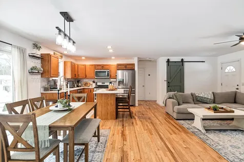 847 Nottingham Drive Georgia VT 05468