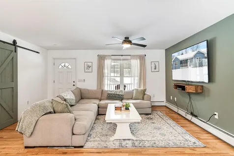 847 Nottingham Drive Georgia VT 05468