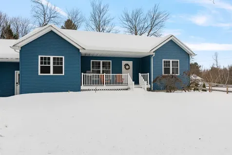 847 Nottingham Drive Georgia VT 05468