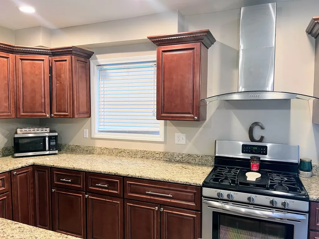 99 King Street Nashua NH 03060