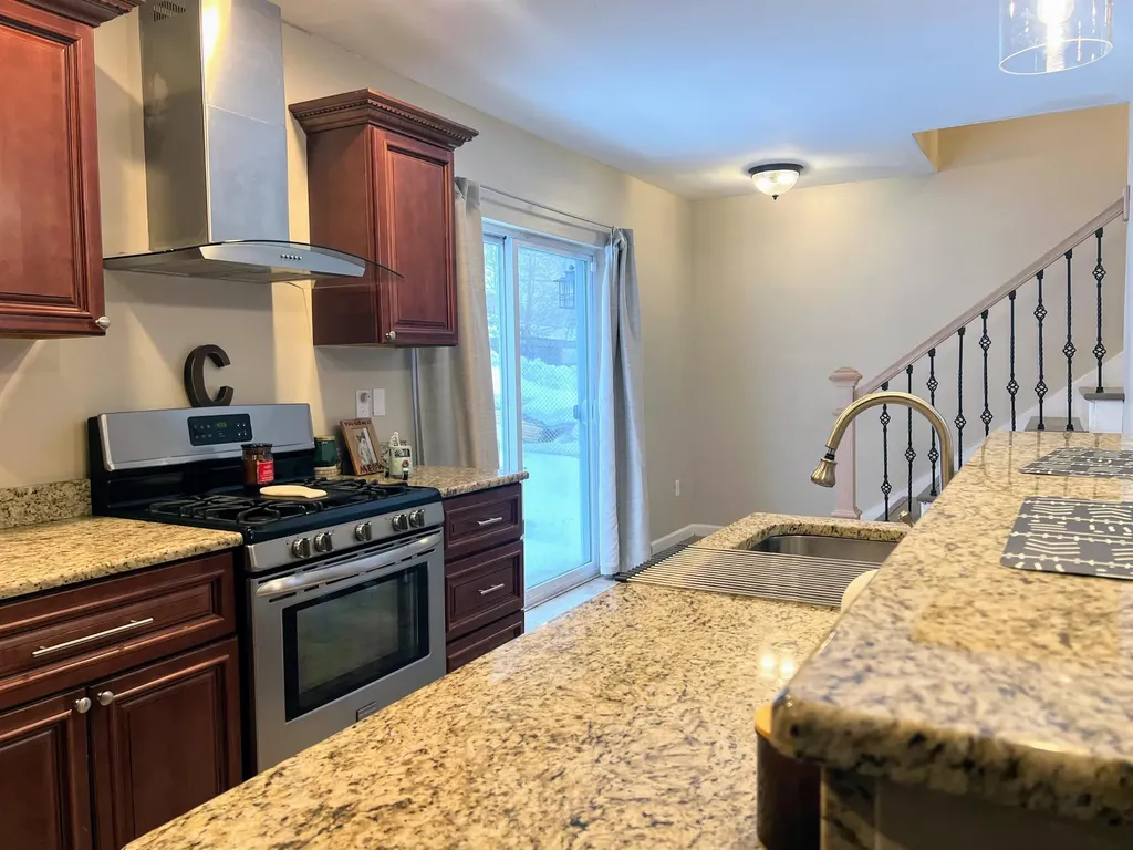 99 King Street Nashua NH 03060