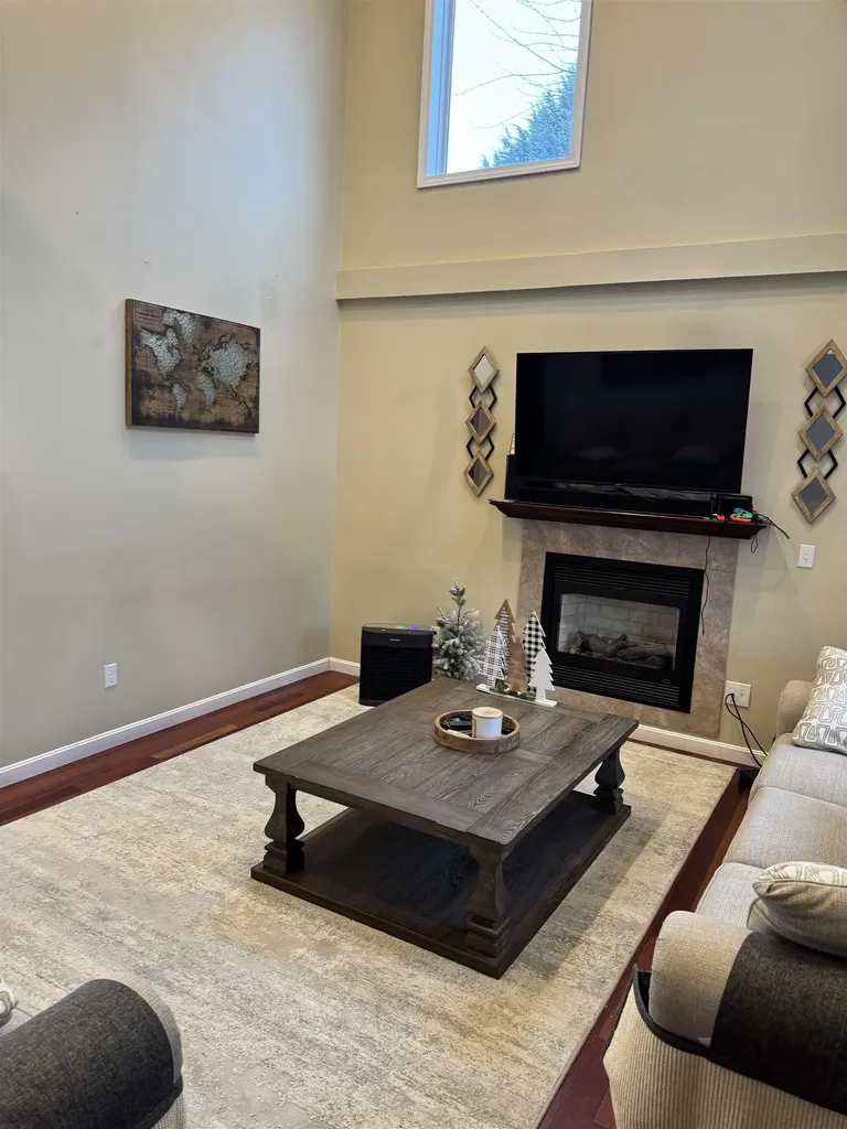 99 King Street Nashua NH 03060