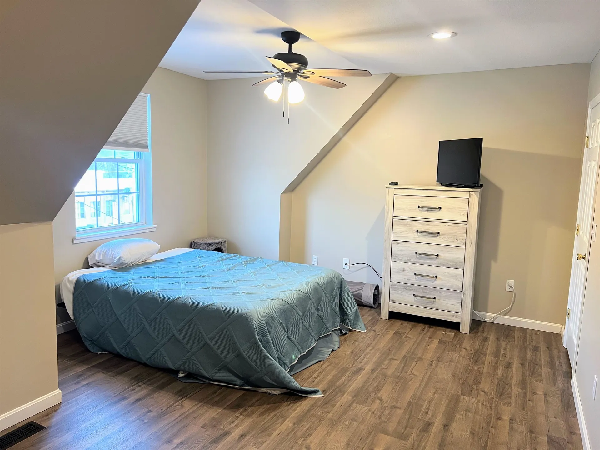 99 King Street Nashua NH 03060
