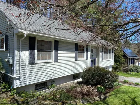 113 Stockwell Drive Brattleboro VT 05301