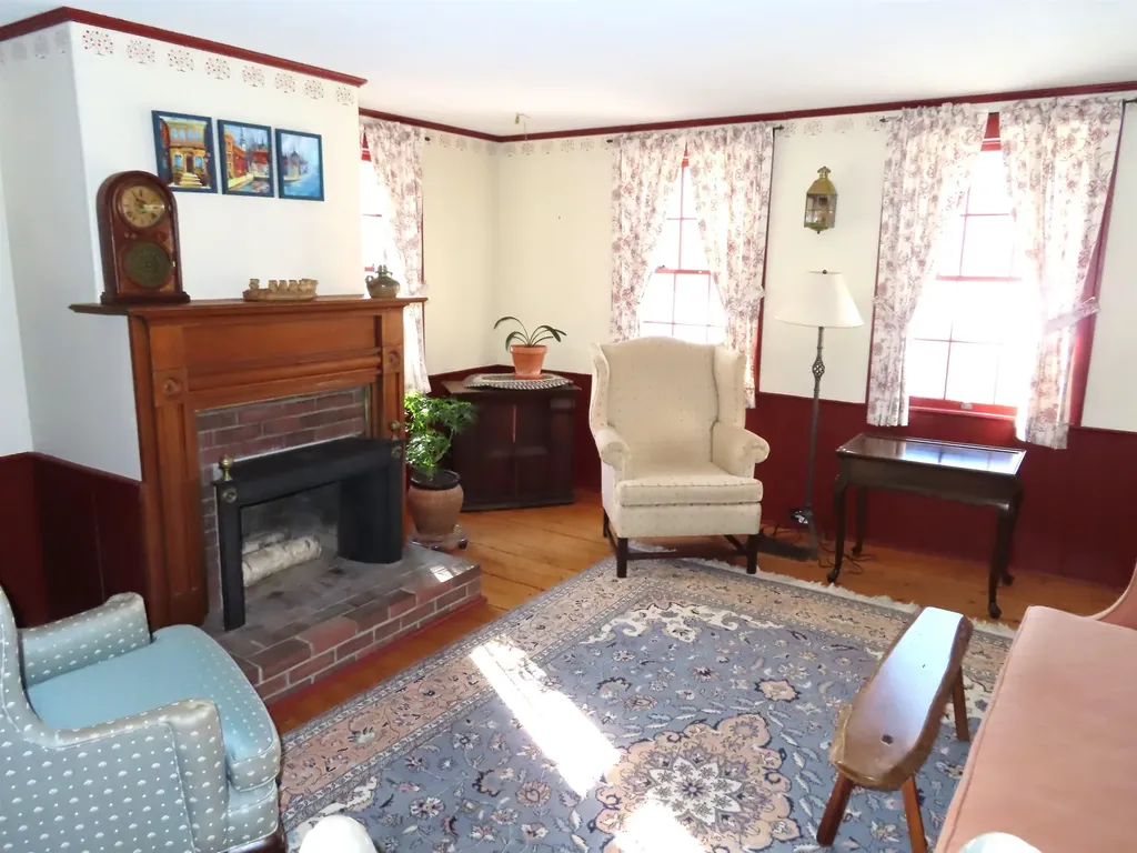 95 Apple Hill Road Sullivan NH 03445