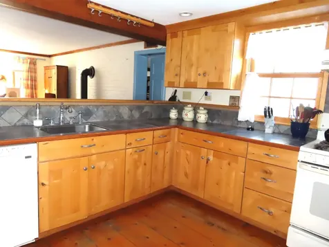 95 Apple Hill Road Sullivan NH 03445
