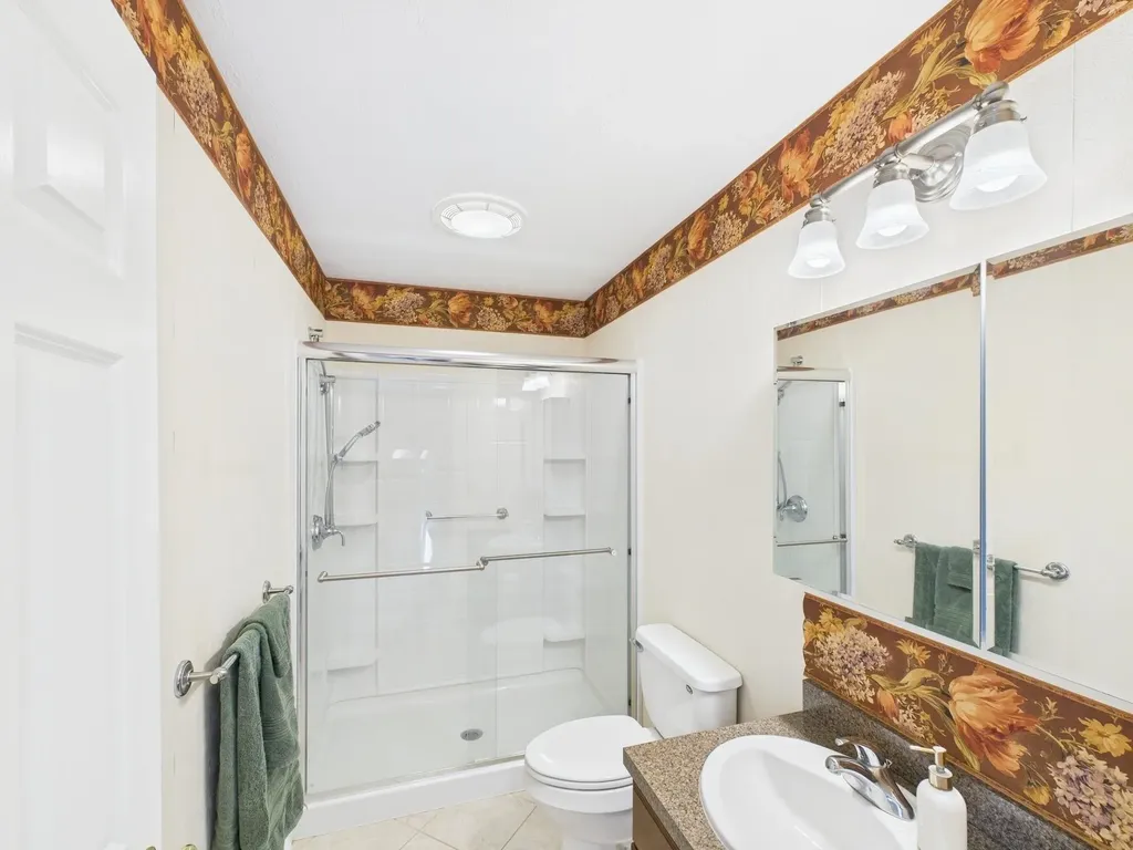 159 Carter Hill Road Concord NH 03303