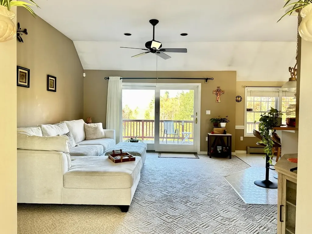 97 Alpine Road Bridgewater NH 03222