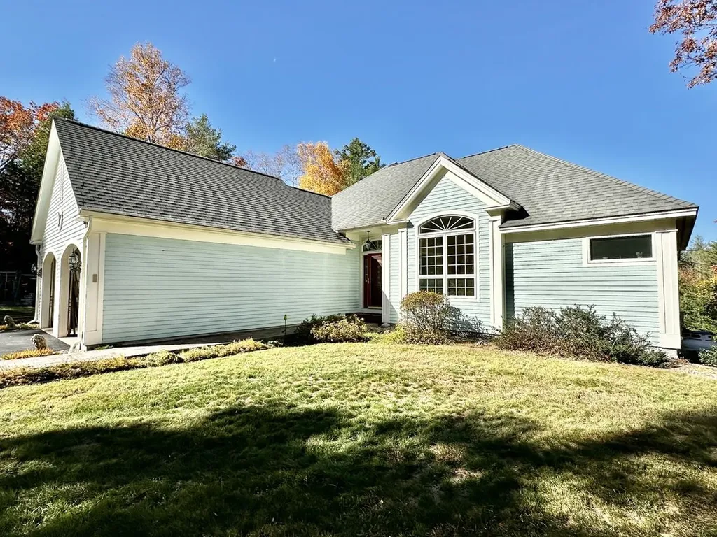 97 Alpine Road Bridgewater NH 03222