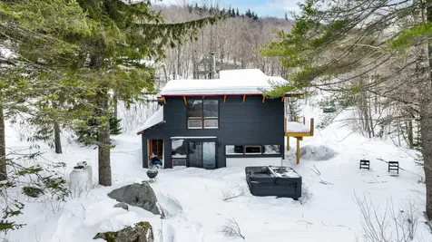 165 Upper Round Top Extension Plymouth VT 05056
