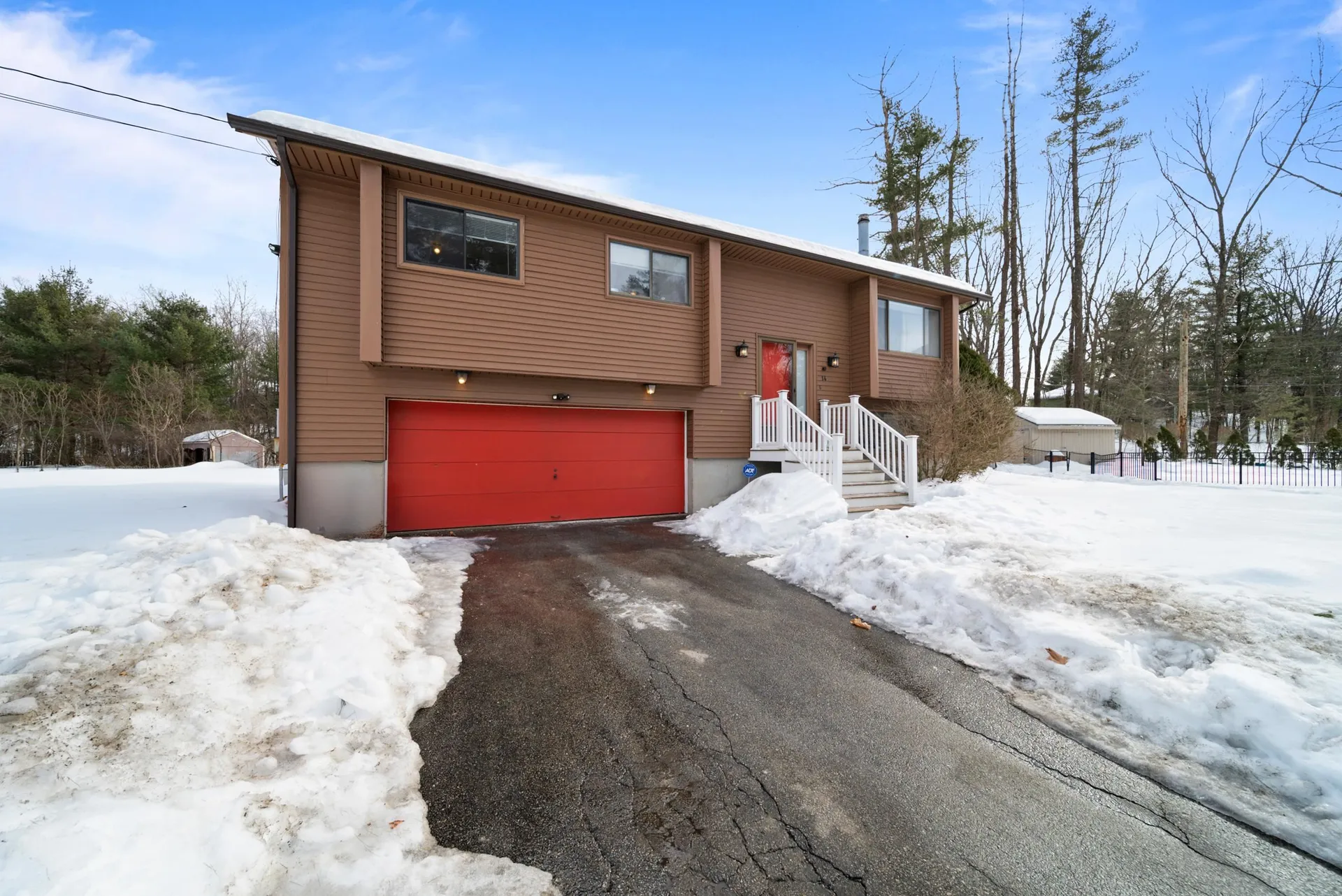 14 Eldorado Circle Nashua NH 03062