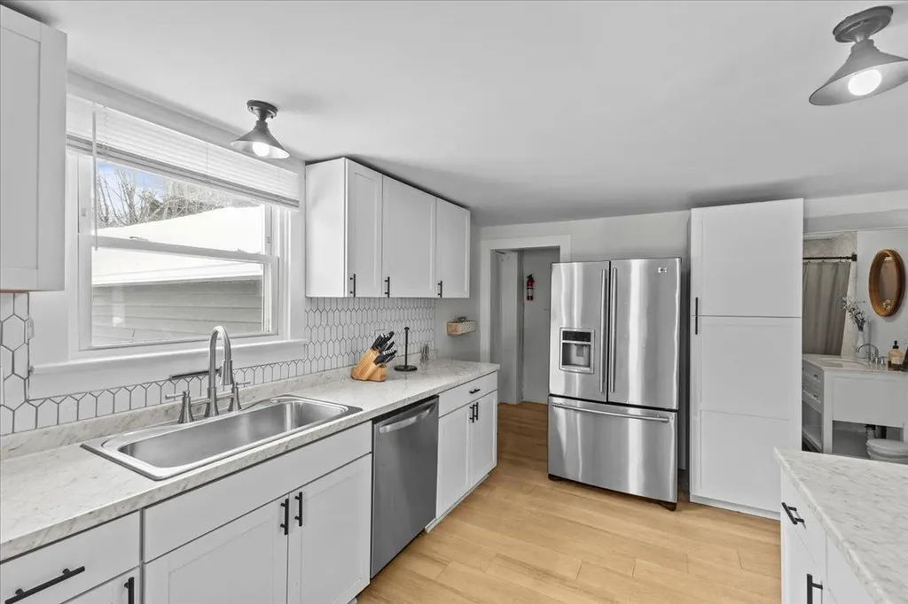 80 Pinecrest Drive Essex VT 05452