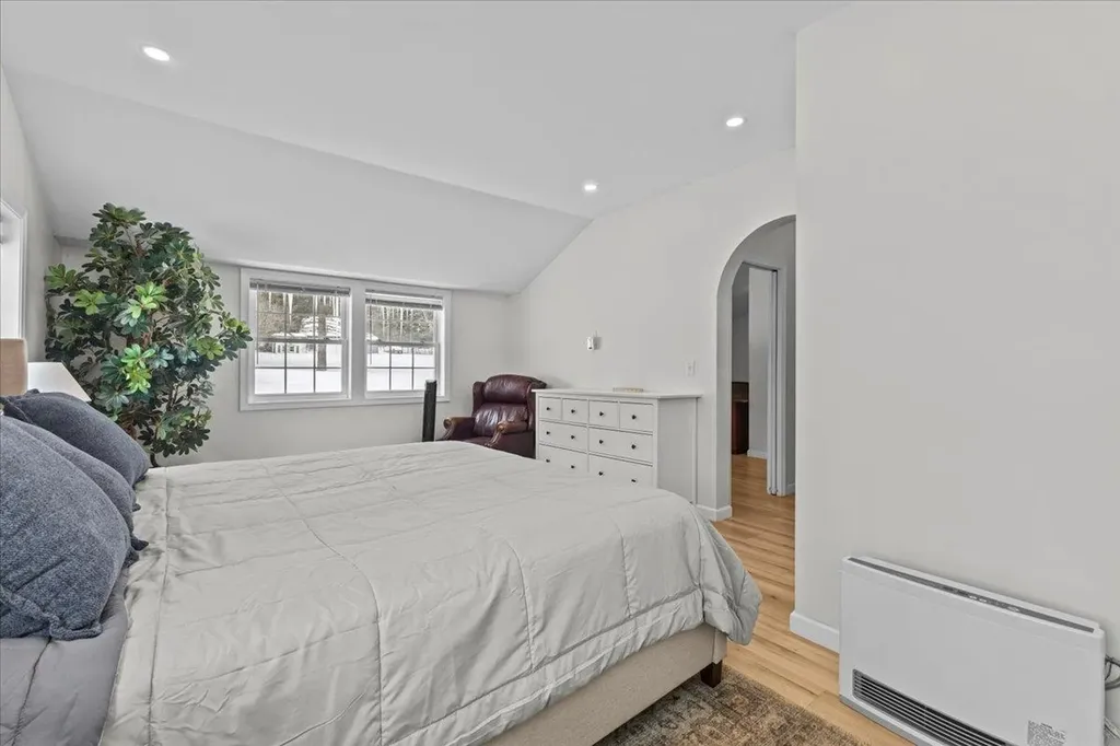 80 Pinecrest Drive Essex VT 05452