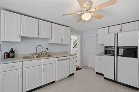 17 Forrest Street Plaistow NH 03865