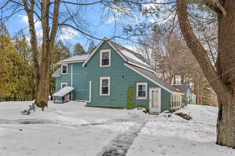 17 Forrest Street Plaistow NH 03865