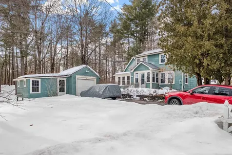 17 Forrest Street Plaistow NH 03865