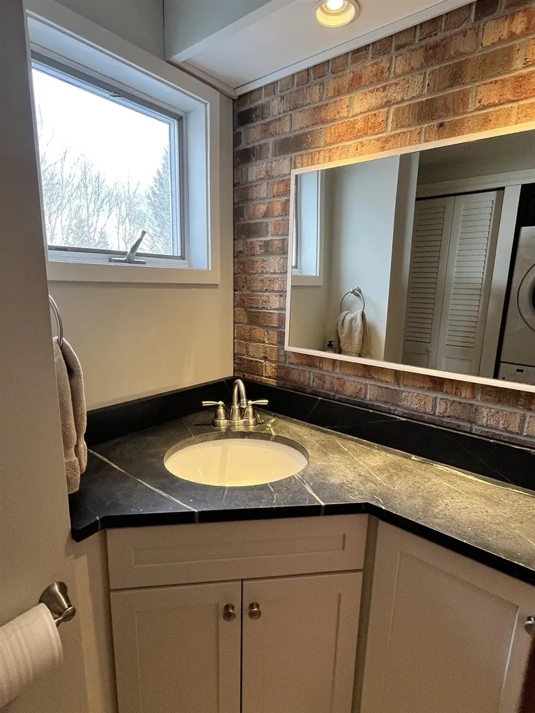 104 Spring Fling Road Warren VT 05674