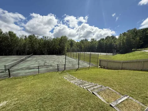 104 Spring Fling Road Warren VT 05674