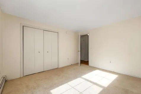 111 White Cedar Boulevard Portsmouth NH 03801