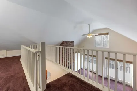 639 Baker Turn Road Hartford VT 05059-1486