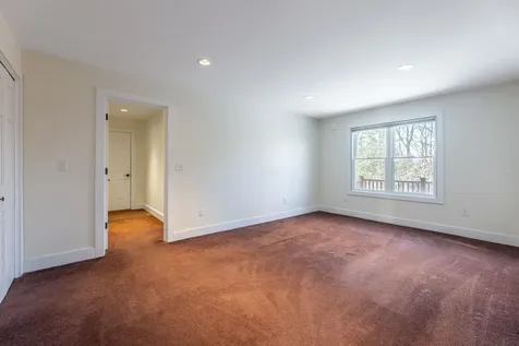 639 Baker Turn Road Hartford VT 05059-1486