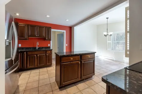 639 Baker Turn Road Hartford VT 05059-1486