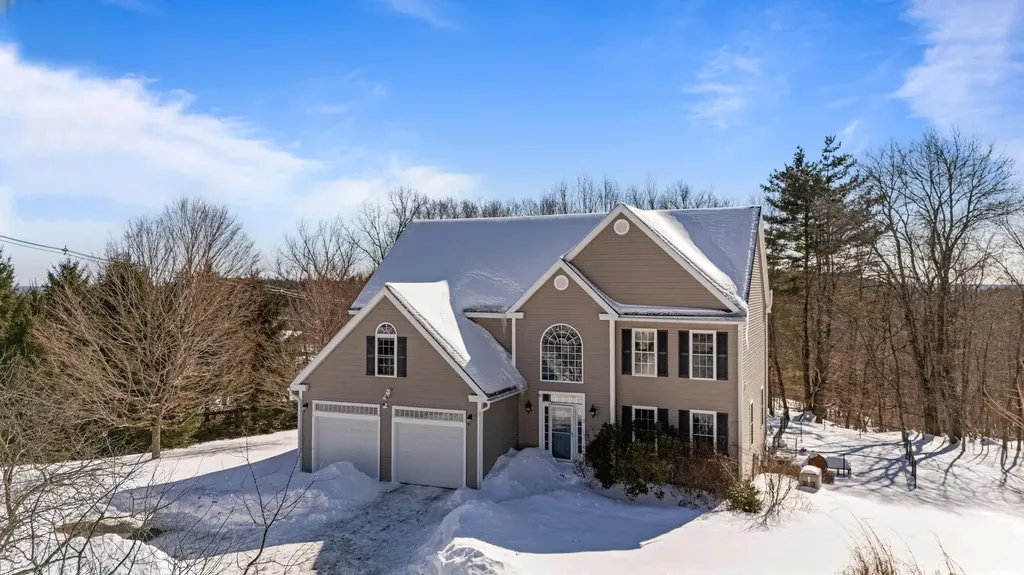 2 Purgatory Road Mont Vernon NH 03057