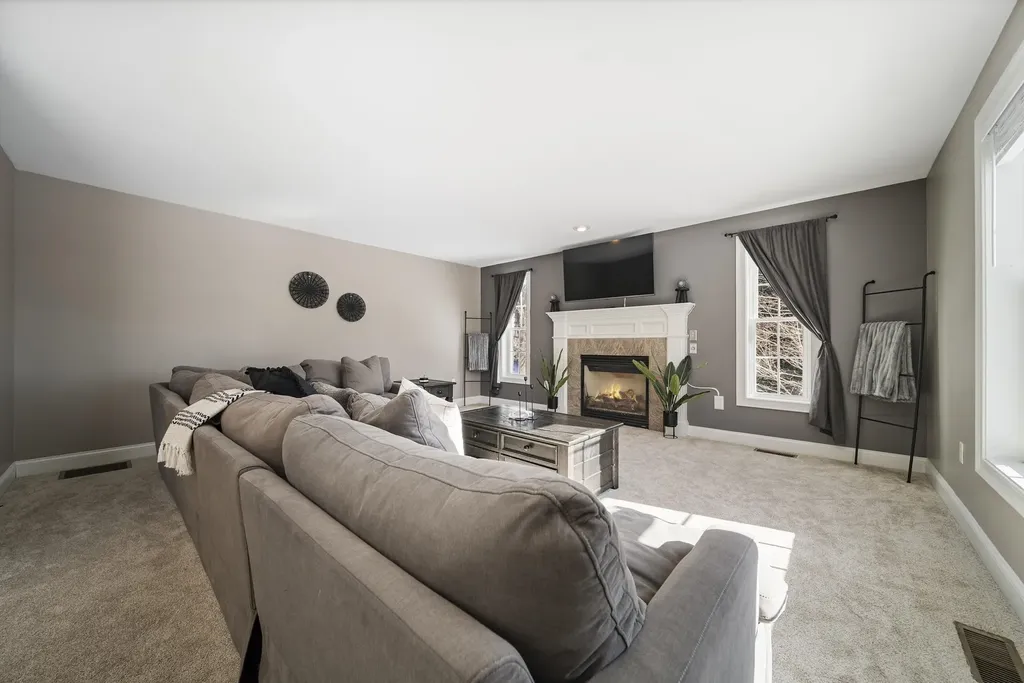 2 Purgatory Road Mont Vernon NH 03057