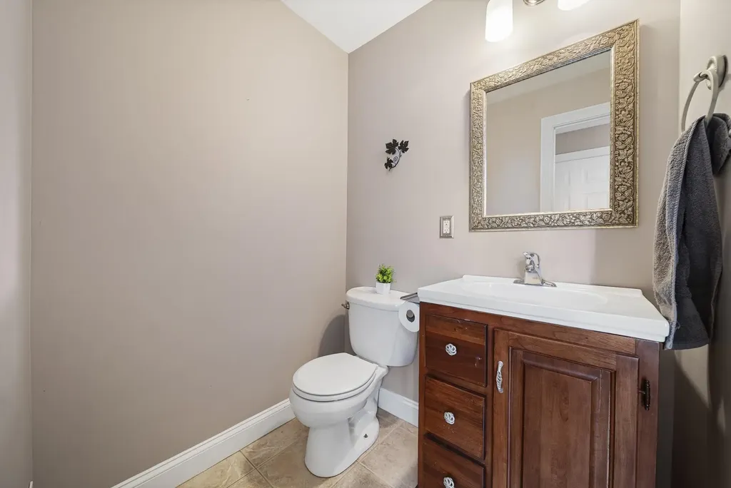 2 Purgatory Road Mont Vernon NH 03057