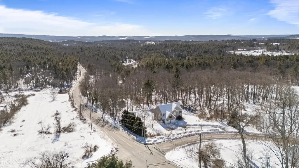 2 Purgatory Road Mont Vernon NH 03057