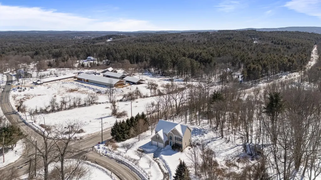 2 Purgatory Road Mont Vernon NH 03057