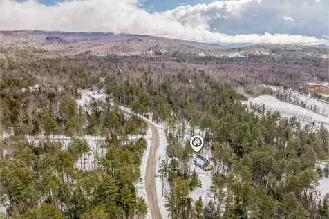 Dove Lane Canaan NH 03741