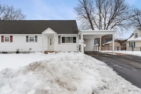26 Balcom Street Nashua NH 03060