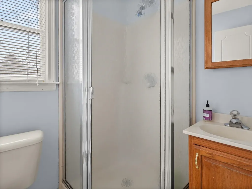 16 Ridge Road Essex VT 05452