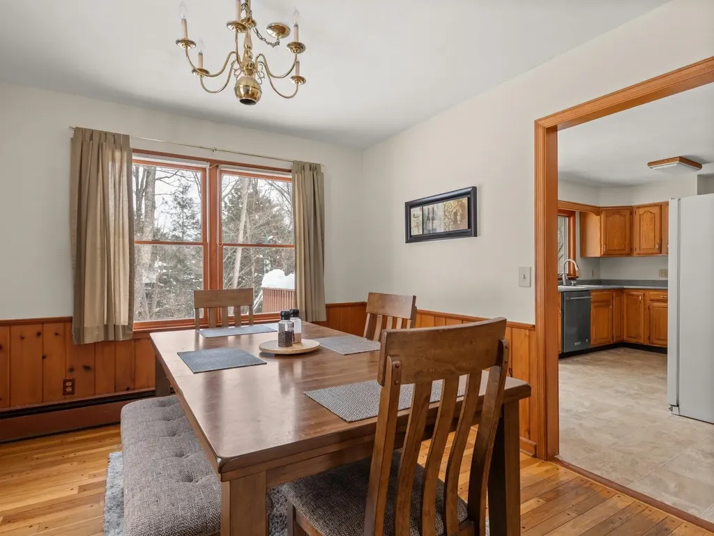 16 Ridge Road Essex VT 05452