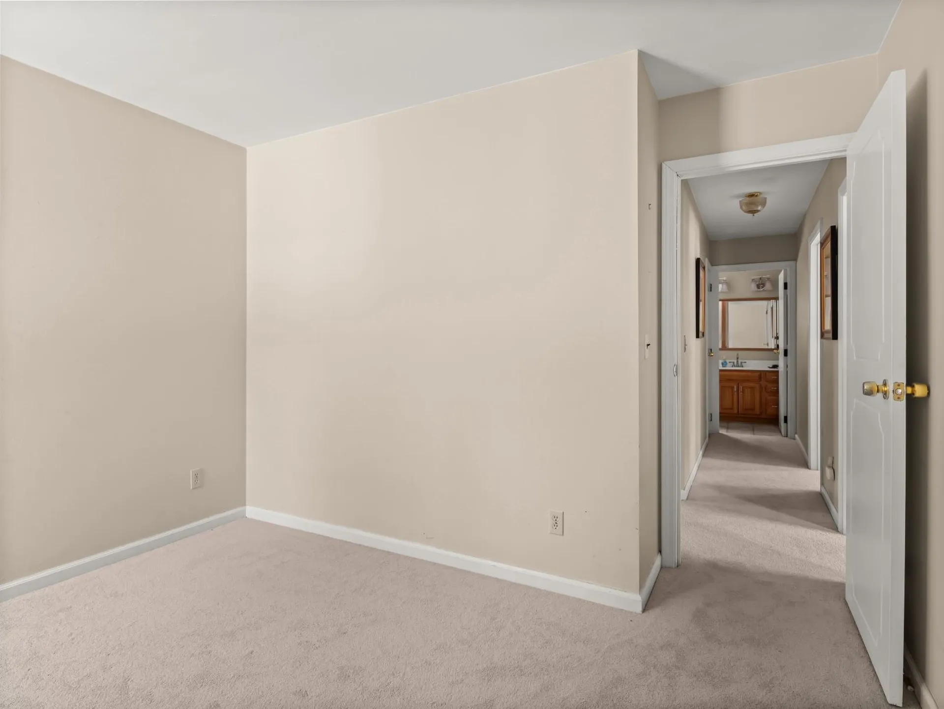 16 Ridge Road Essex VT 05452